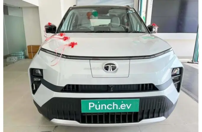 tata punch ev price on road price